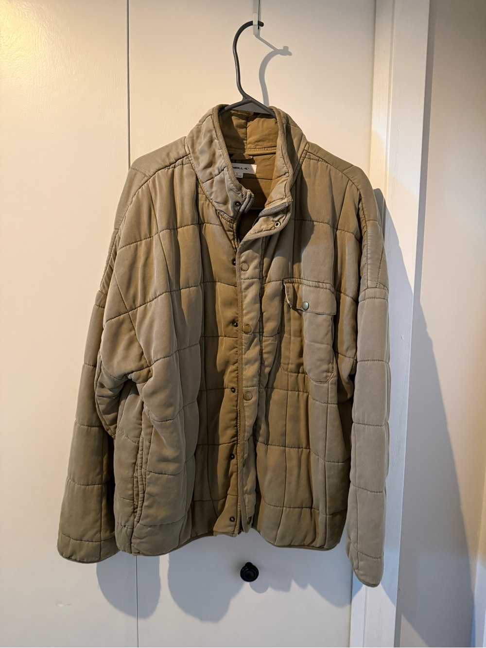 O'Neill Quilted Puffer Jacket in Tan